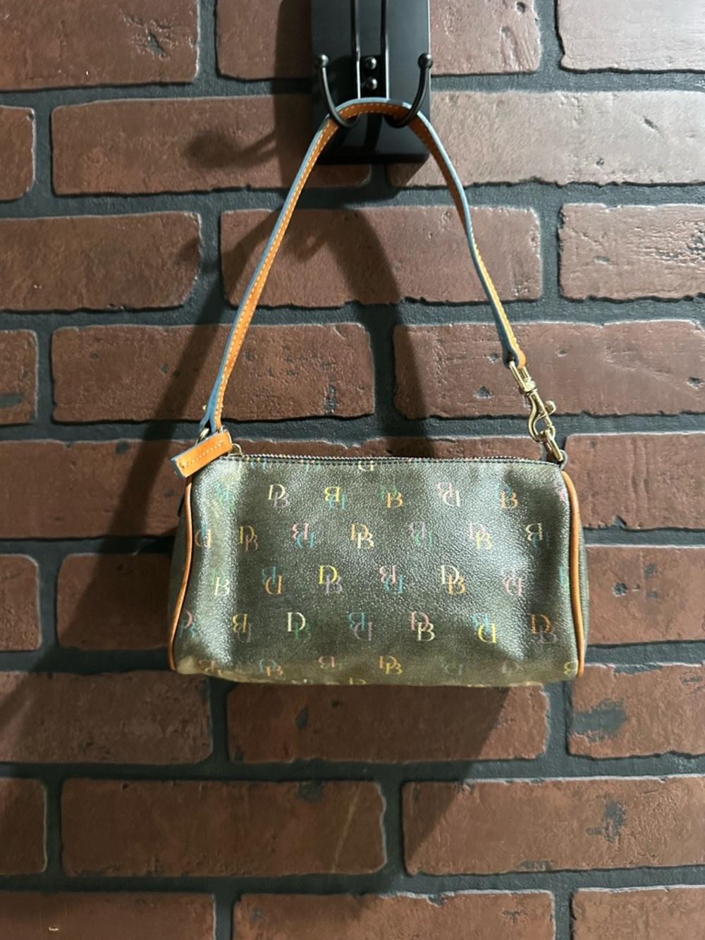 Y2K Dooney & Bourke Multicolor Logo Shoulder Bag - Picture 3 of 13